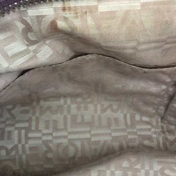 Preloved bags - Picture 4 of 5